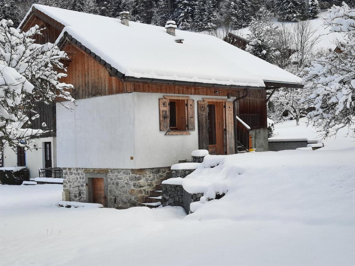 Le Petit Caboin Pensionat Seytroux Exteriör bild